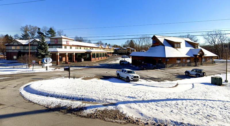 Donelli Motel Lounge and Dining - Nov 2023 (newer photo)
